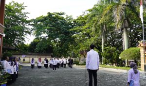 Balai Bahasa Provinsi Riau melaksanakan apel pagi pada Senin, 6 November 2023